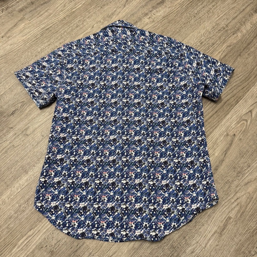 Robert Graham Mens Blue Floral Short Sleeve Button Down Shirt Classic Fit Size M - Picture 3 of 8